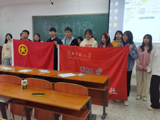 教育学院绿梦文学社举办“秋之韵”诗歌朗诵比赛